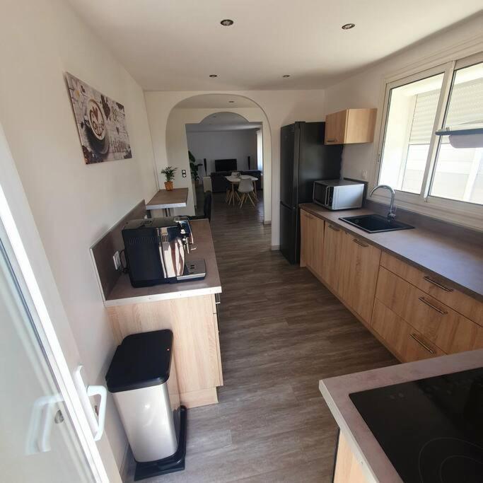 Joli Haut De Villa 3 Chambres Climatise Avec Jacuzzi Маринян Екстериор снимка