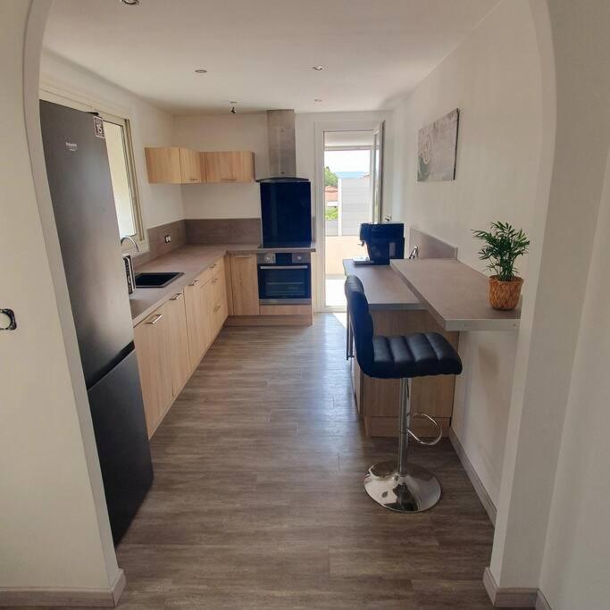 Joli Haut De Villa 3 Chambres Climatise Avec Jacuzzi Маринян Екстериор снимка