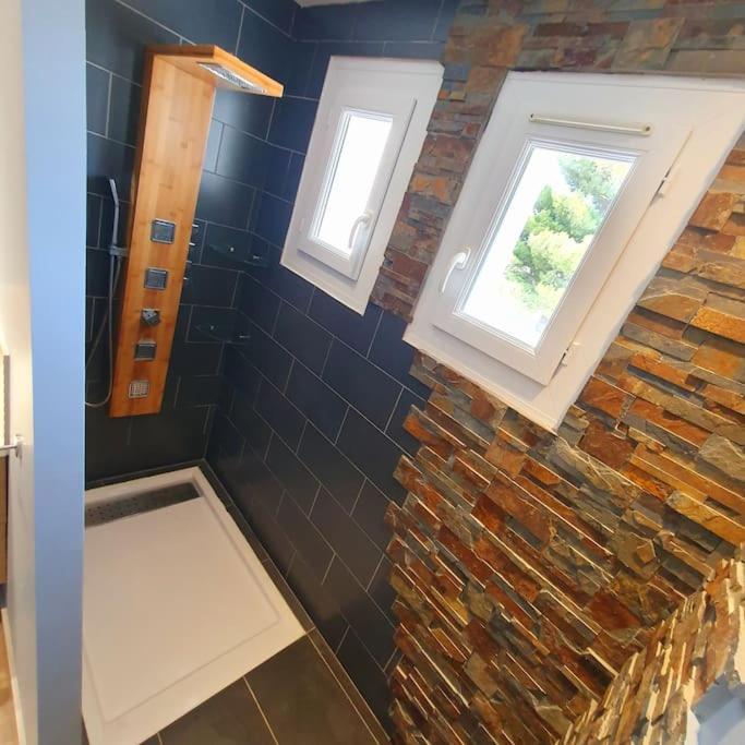 Joli Haut De Villa 3 Chambres Climatise Avec Jacuzzi Маринян Екстериор снимка